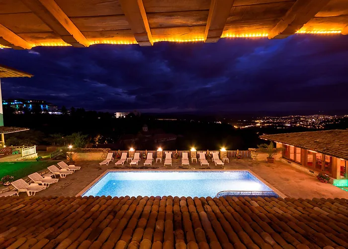 Sevastokrator Relax & Congress 3*